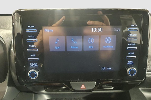 Toyota Yaris 20 of 22