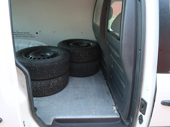 Volkswagen Caddy 12 of 12
