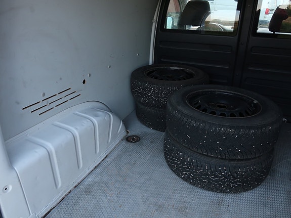 Volkswagen Caddy 10 of 12