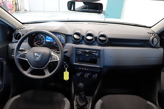 Dacia Duster 6 of 9