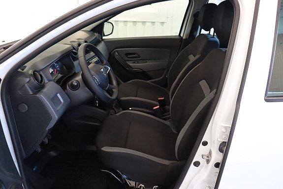 Dacia Duster 4 of 9