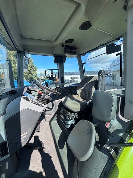 CLAAS ARION 630 C 10 of 12