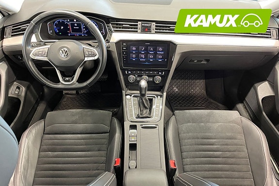 Volkswagen Passat 12 of 20