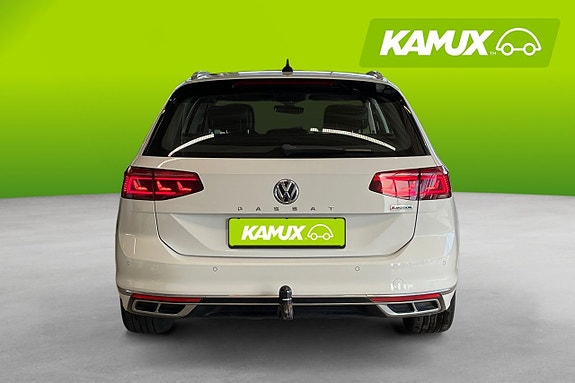 Volkswagen Passat 5 of 20