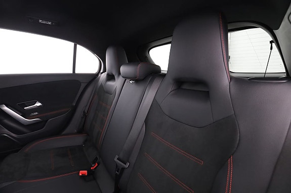 Mercedes-Benz A200 15 of 30
