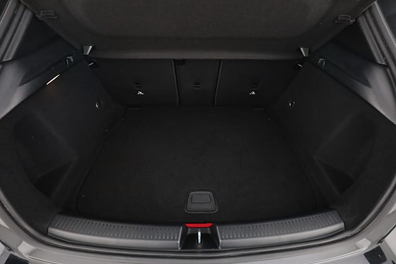 Mercedes-Benz A200 18 of 30