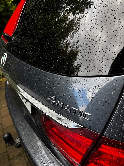 Mercedes-Benz C250 26 of 30