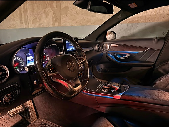 Mercedes-Benz C250 6 of 30