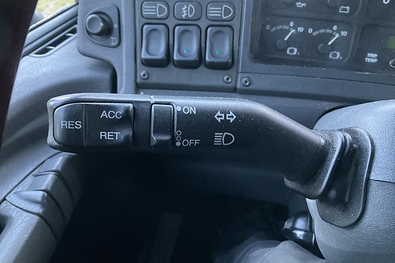 SCANIA P94 8 of 27