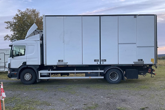 SCANIA P94 2 of 27