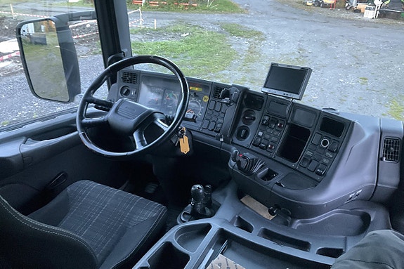 SCANIA P94 6 of 27