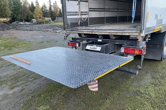 SCANIA P94 17 of 27