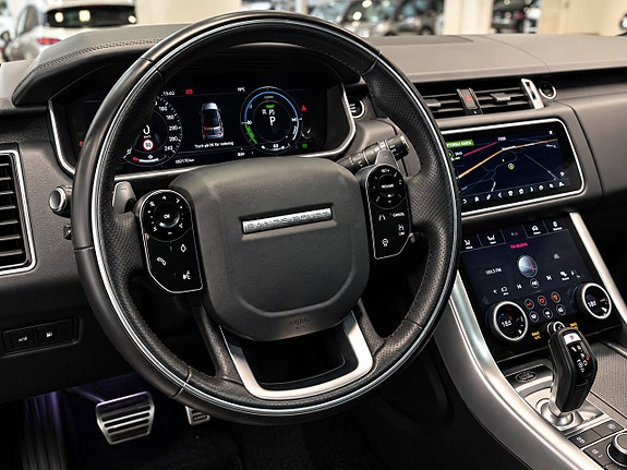 Land Rover Range Rover Sport 14 of 29
