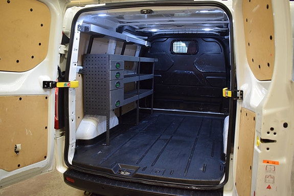Ford Transit Custom 16 of 17