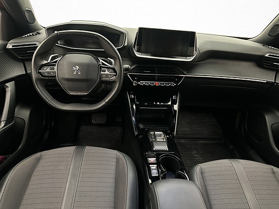 Peugeot 2008 12 of 29