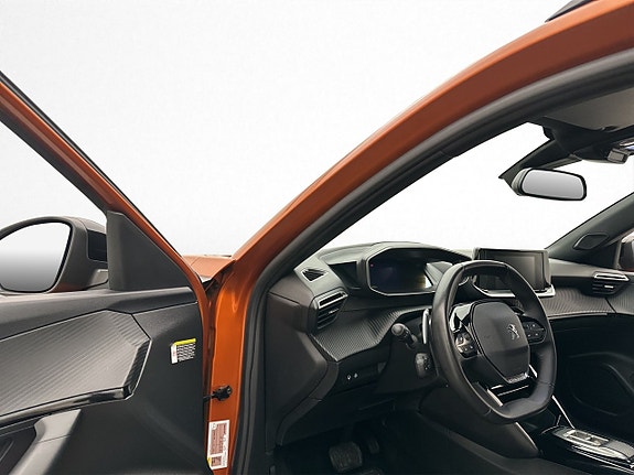 Peugeot 2008 10 of 29
