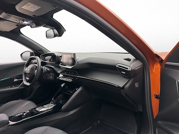 Peugeot 2008 25 of 29