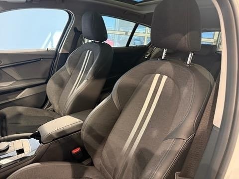 BMW 118i 8 of 14