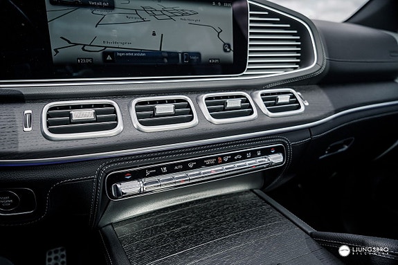 Mercedes-Benz GLE350 de 18 of 25