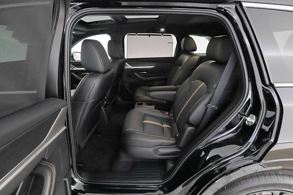 Mazda CX-80 14 of 30