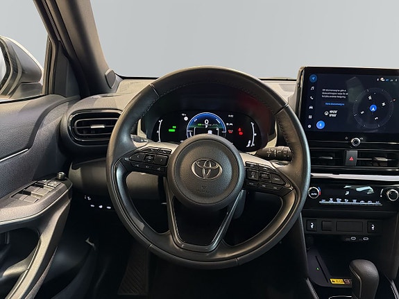 Toyota Yaris Cross 9 of 14