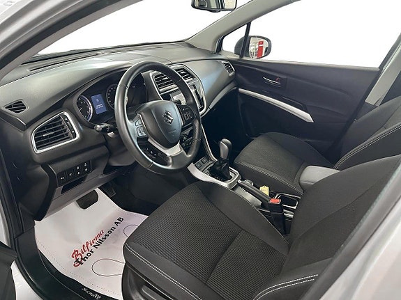 Suzuki S-Cross 8 of 17