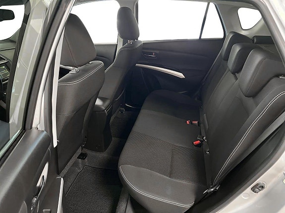 Suzuki S-Cross 9 of 17