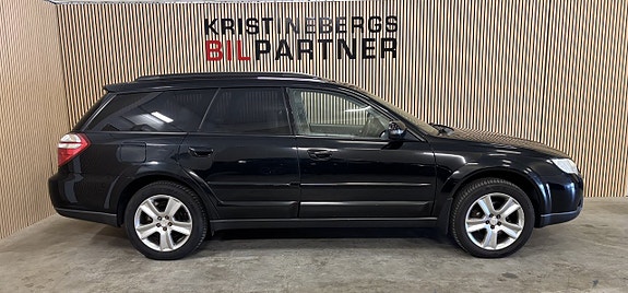 SUBARU OUTBACK 2.5 4WD 173 ch 4X4 BVA - CUIR - PANO - ATTELAGE - 261000 KM