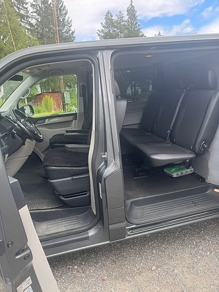 Volkswagen Transporter 6 of 9