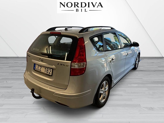 Hyundai i30 8 of 24