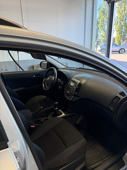 Hyundai i30 10 of 24