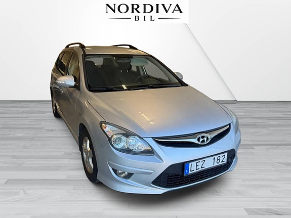 Hyundai i30 3 of 24