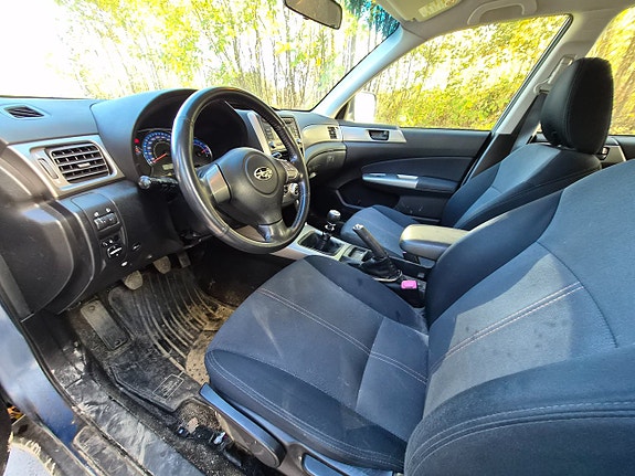 Subaru Forester 6 of 18