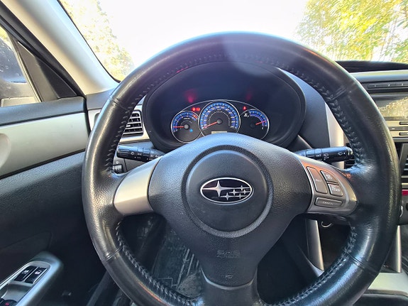 Subaru Forester 9 of 18
