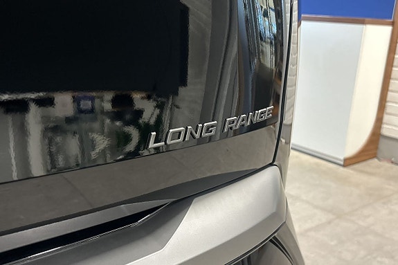 Peugeot e-5008 25 of 28