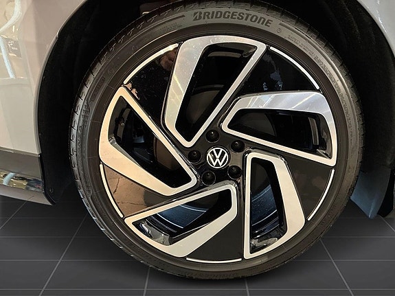 Volkswagen ID.7 15 of 15