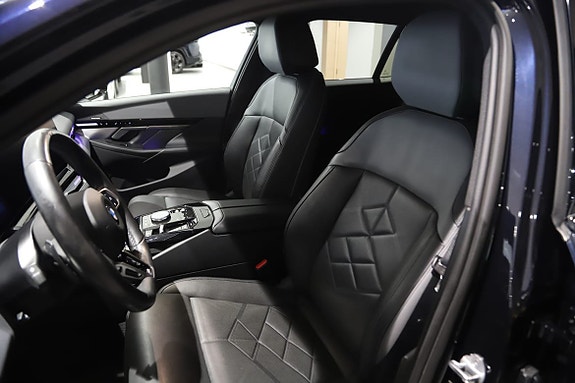BMW 520d 3 of 14