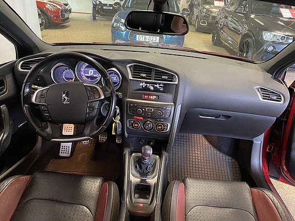 Citroen DS4 6 of 11