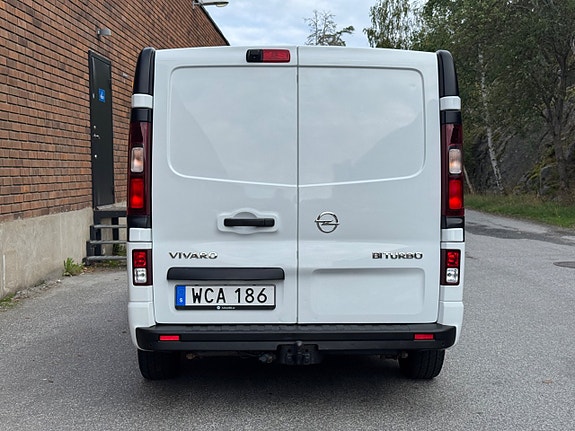 Opel Vivaro 4 of 21