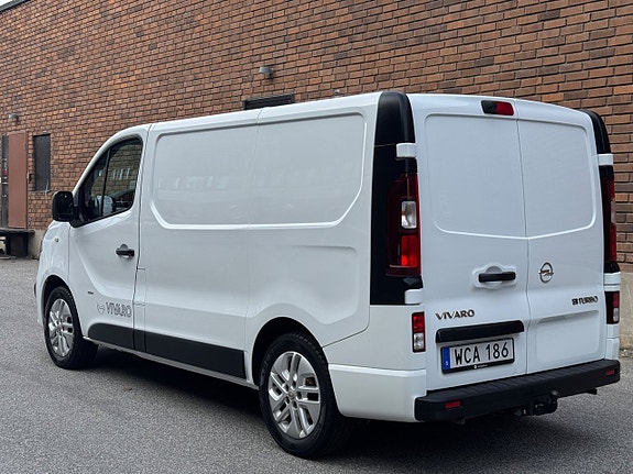 Opel Vivaro 3 of 21