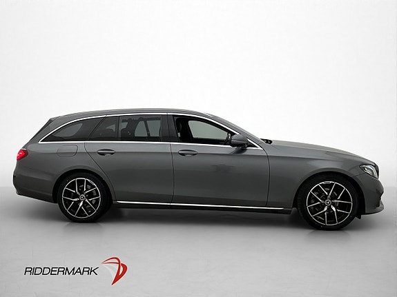Mercedes-Benz E200 9 of 30