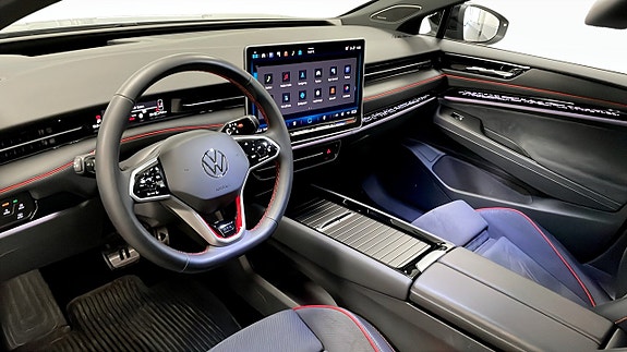 Volkswagen ID.7 8 of 21
