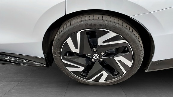 Volkswagen ID.7 7 of 21
