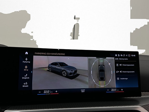 BMW i4 28 of 30