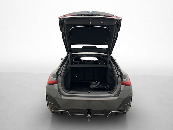 BMW i4 21 of 30