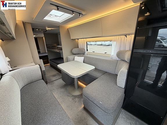 Adria ALPINA 903 HT med AC, Markis, Momsad -23 8 of 21