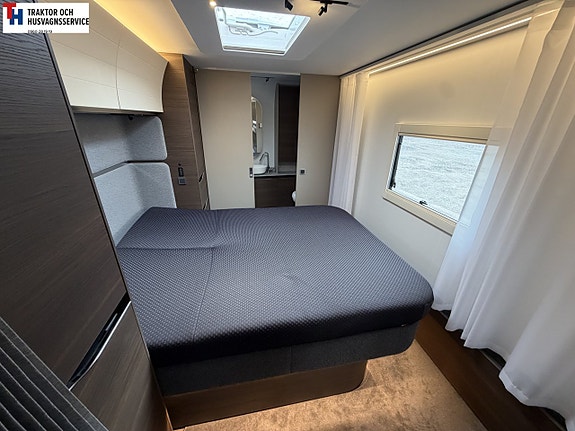 Adria ALPINA 903 HT med AC, Markis, Momsad -23 13 of 21