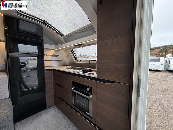 Adria ALPINA 903 HT med AC, Markis, Momsad -23 7 of 21