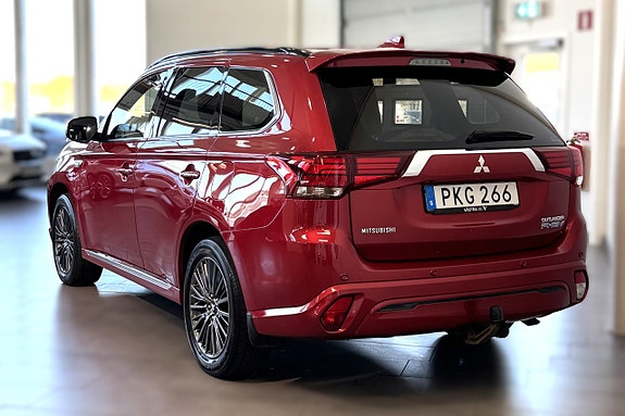 Mitsubishi Outlander 3 of 14