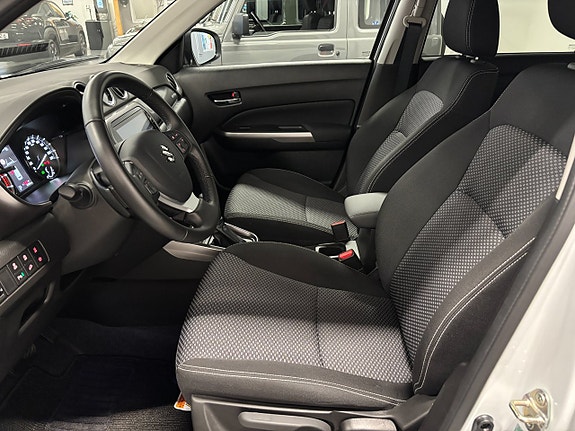Suzuki Vitara 4 of 12